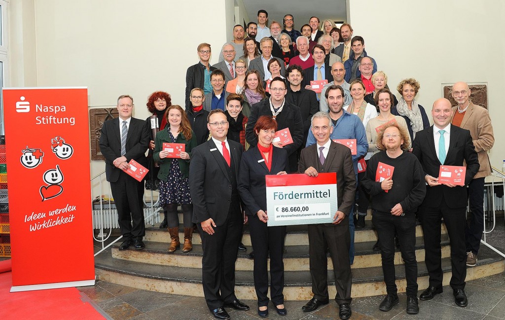 2015w_Foerdermitteluebergabe-FFM_Naspa_Stiftung